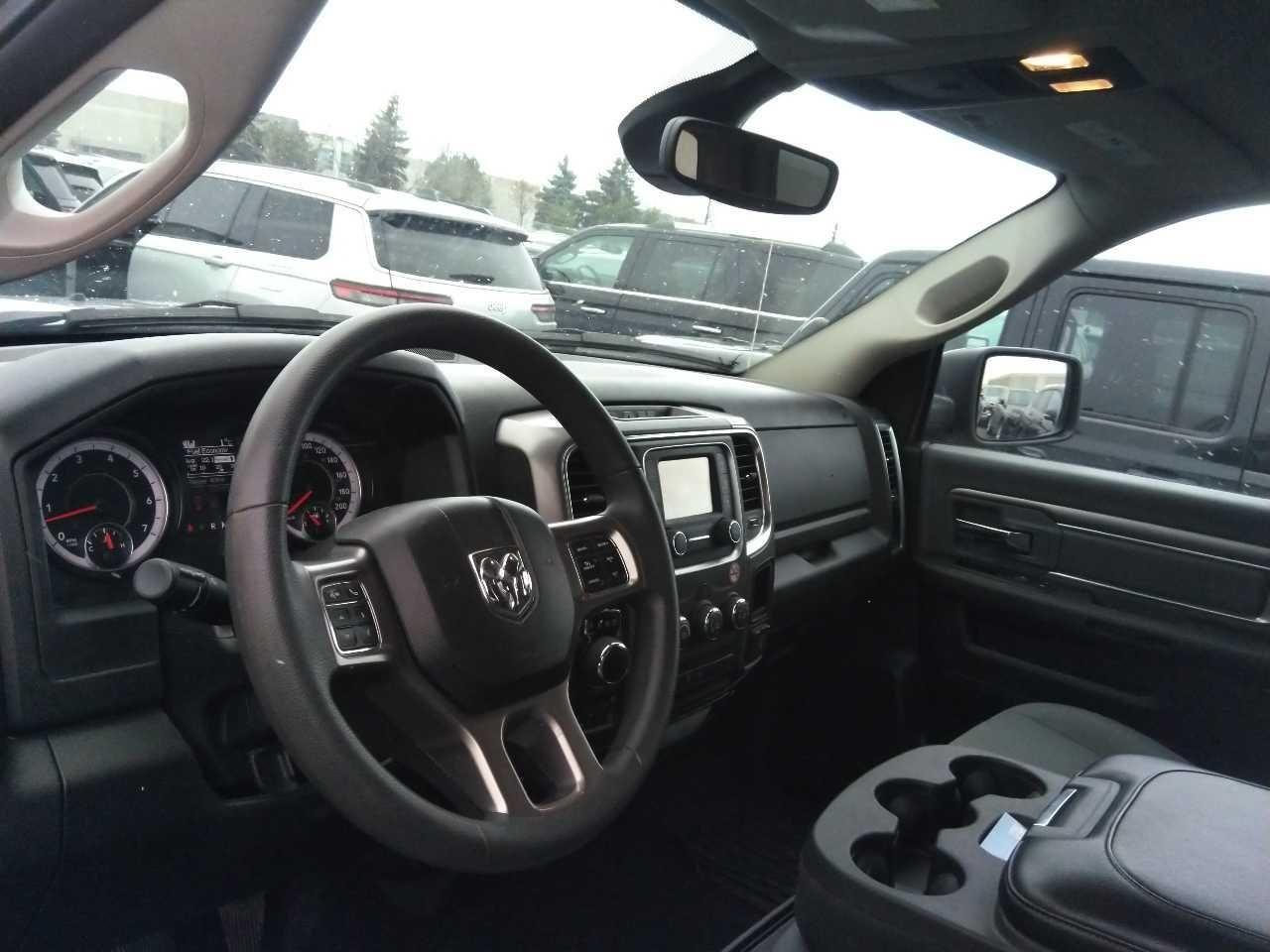 2023 RAM 1500 Classic SLT Photo