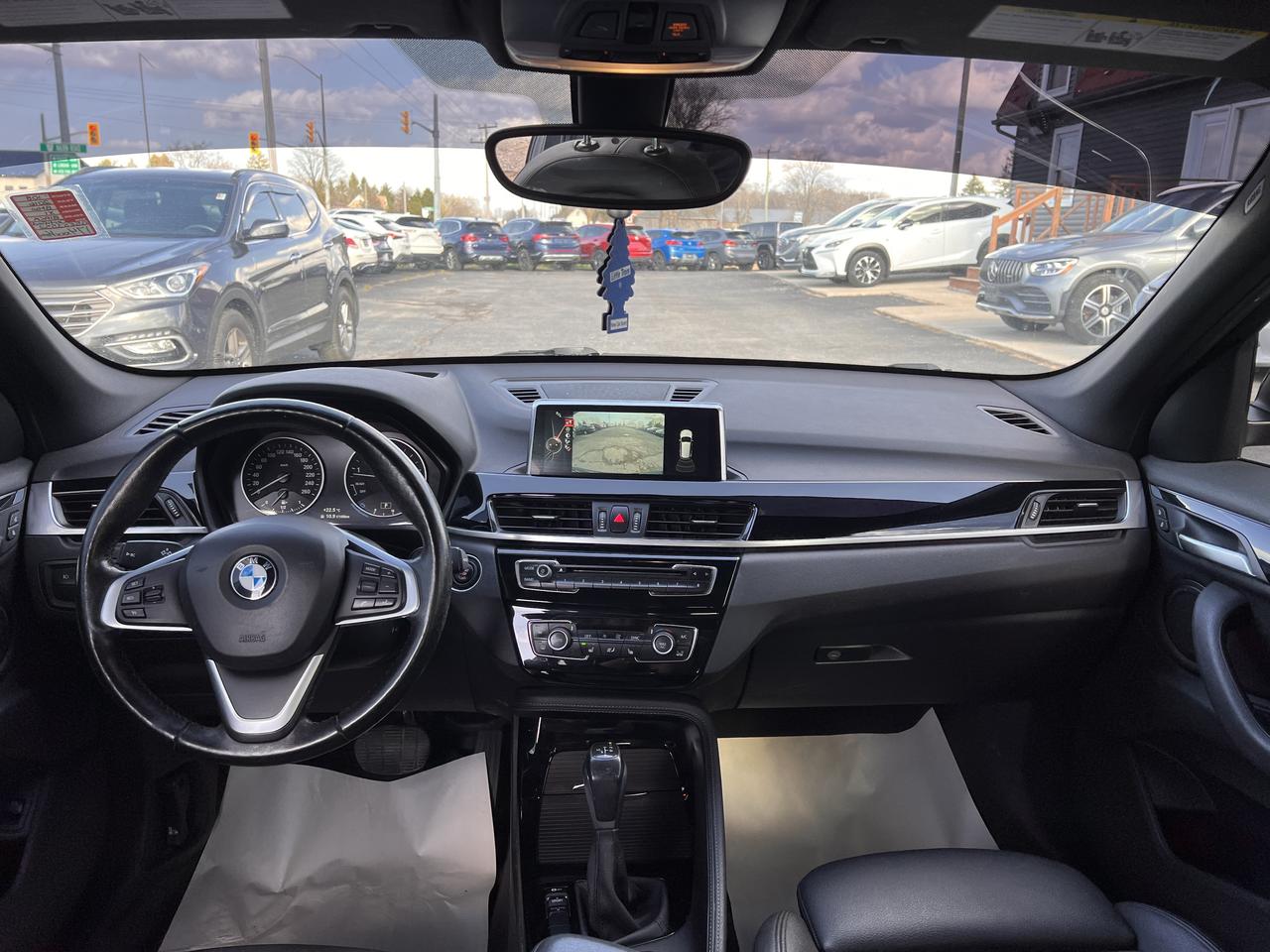 2016 BMW X1 xDrive28i Photo