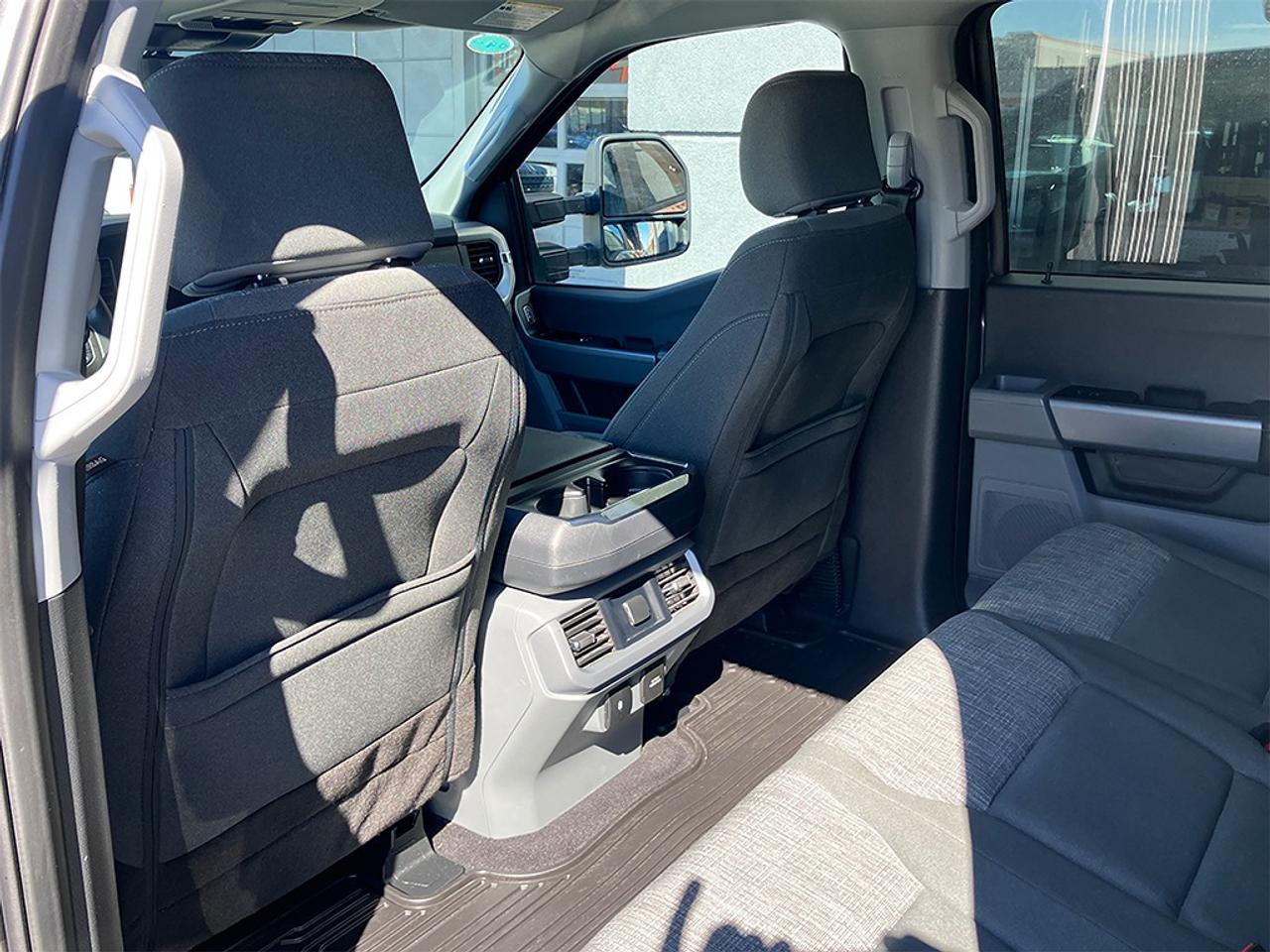 2023 Ford F-150 XLT|5.0L V8|4WD|VAVI|REARCA6.5 BED|CAPSULE BED CAP Photo