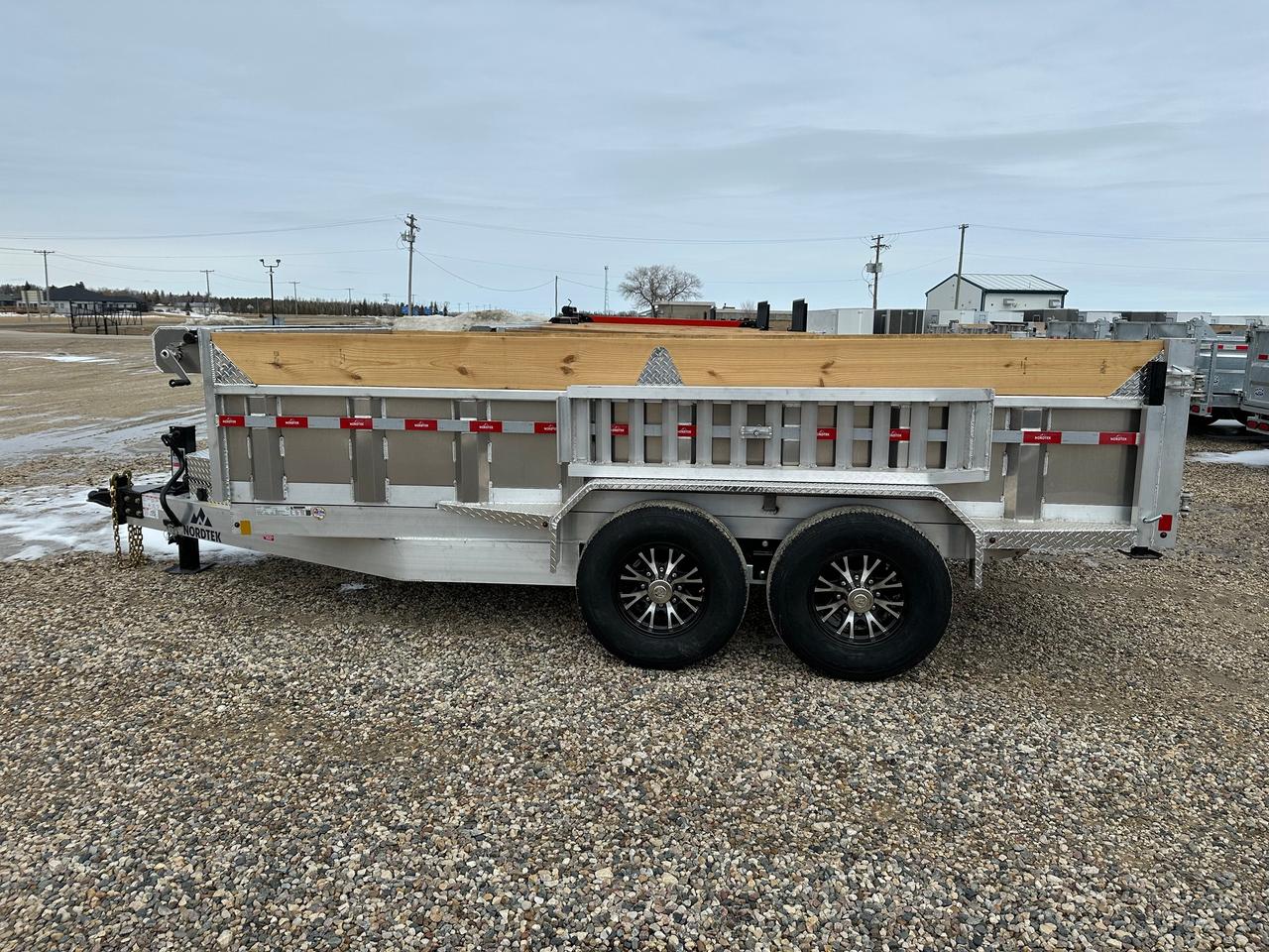 2026 Nordtek Dump 82" x 14' Nordtek Dump Trailer Photo3