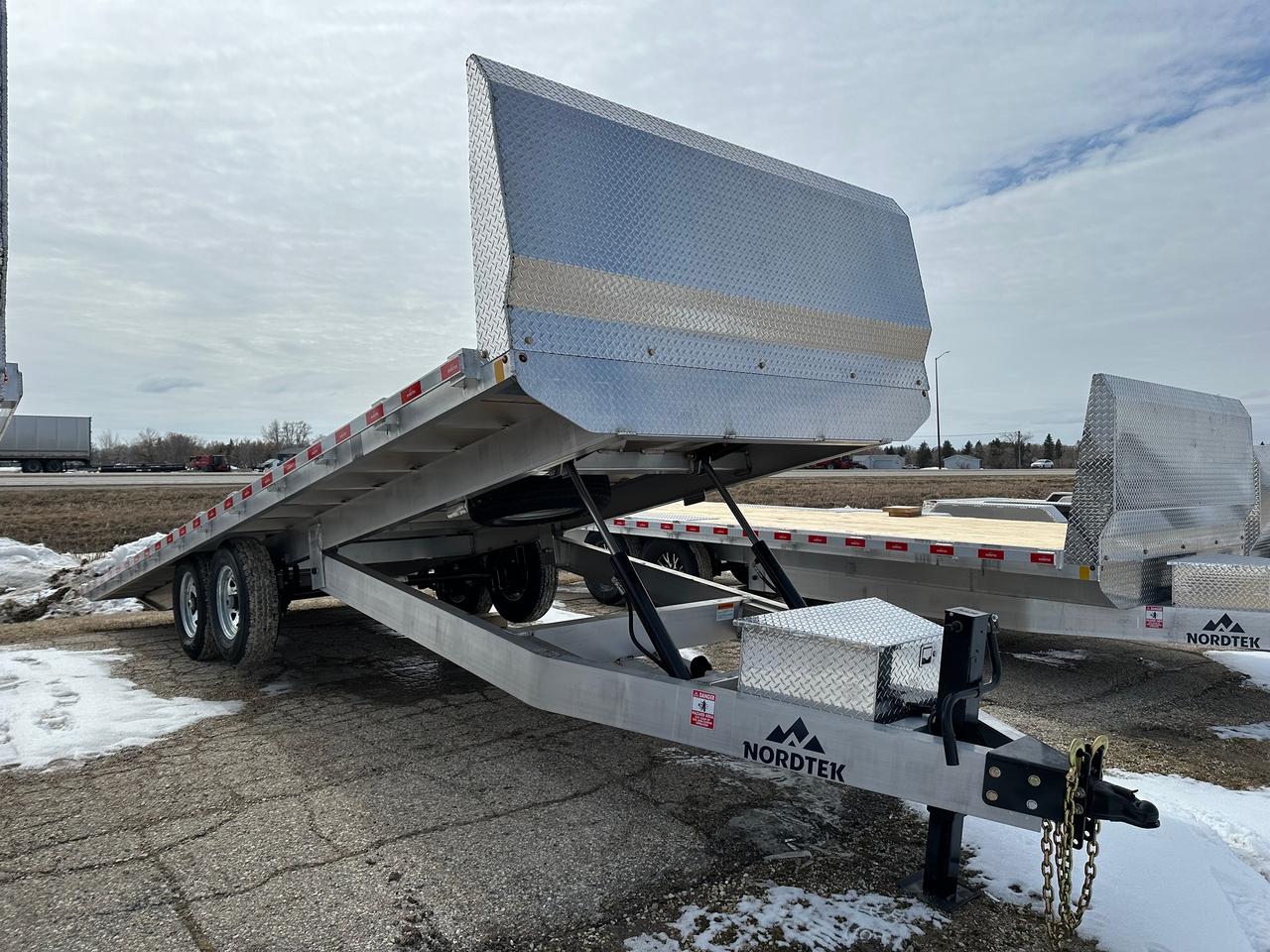 2026 Nordtek Tilting Deck Over 24' Nordtek Tilting Deckover Photo5