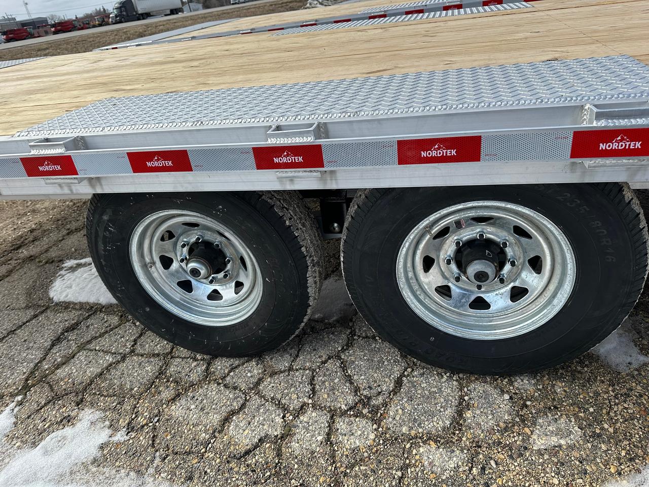 2026 Nordtek Tilting Deck Over 24' Nordtek Tilting Deckover Photo5