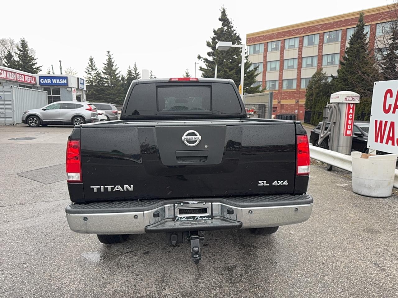2012 Nissan Titan SV Photo