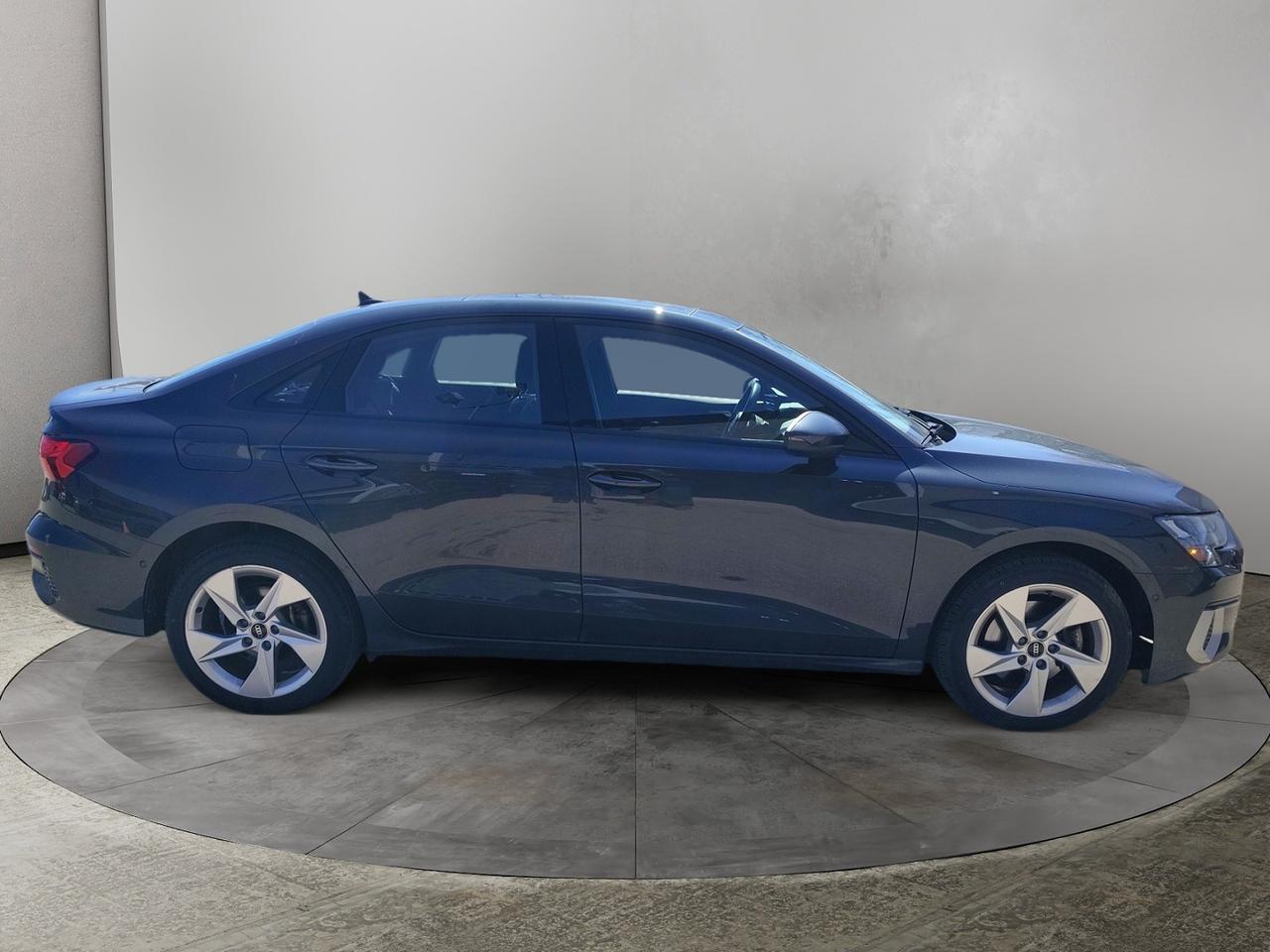 2023 Audi A3 Komfort Photo3