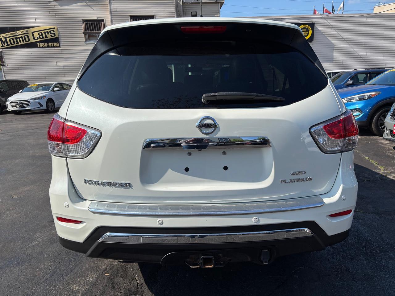2015 Nissan Pathfinder Platinum Four Wheel Drive Photo