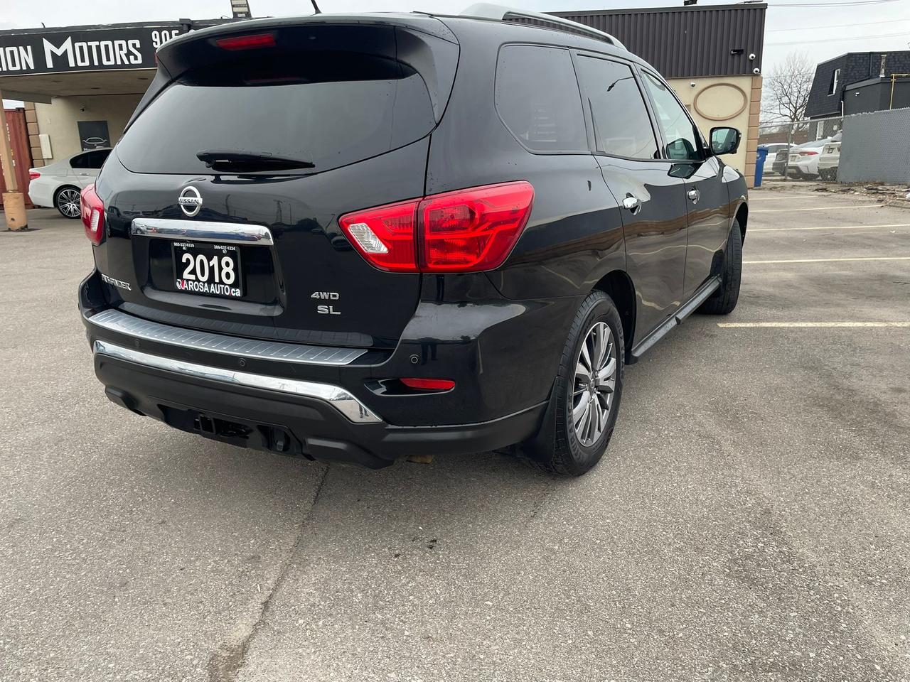 2018 Nissan Pathfinder SL Premium 360 CAMERA NAVIGATION LEATHER PANORAMIC Photo