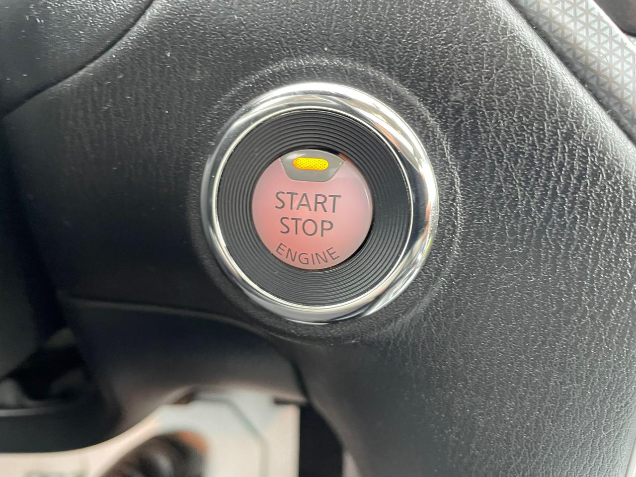 2018 Nissan Pathfinder SL Premium 360 CAMERA NAVIGATION LEATHER PANORAMIC Photo