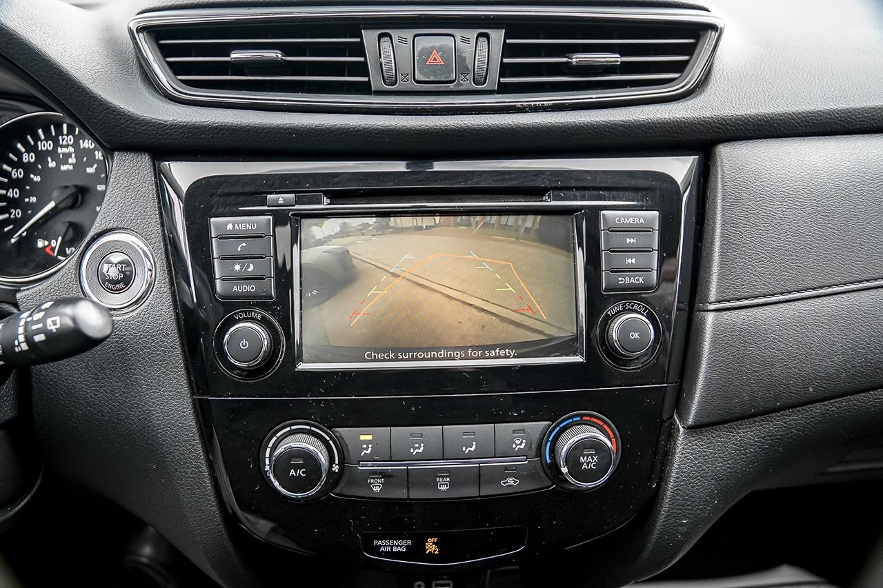 2018 Nissan Rogue SV AWD | PANO | CAM | HEATED SEATS | CARPLAY | LDW Photo