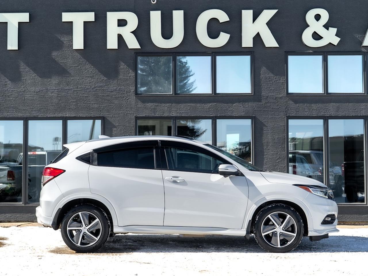 2019 Honda HR-V Touring AWD Photo4