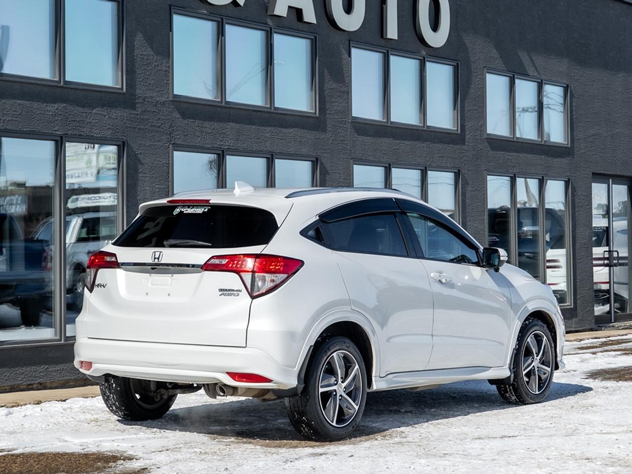 2019 Honda HR-V Touring AWD Photo27