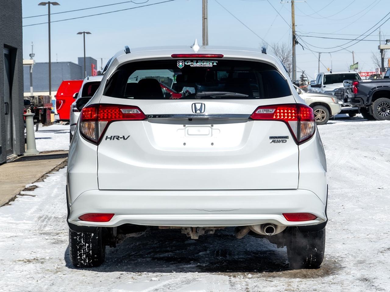 2019 Honda HR-V Touring AWD Photo6