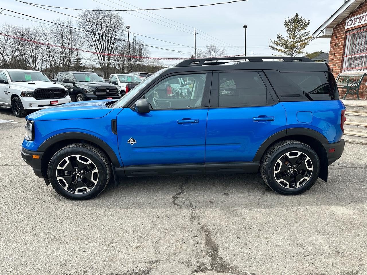 2022 Ford Bronco Sport OuterBanks4X4 HTD-LTHR Sunroof NAV BackupCam XM AC Photo2
