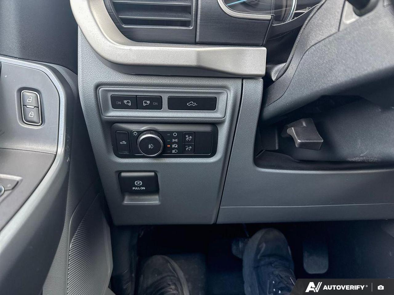 2022 Ford F-150 XLT / XTR / 4WD / CREW CAB / NAV / 3.5 ECO Photo