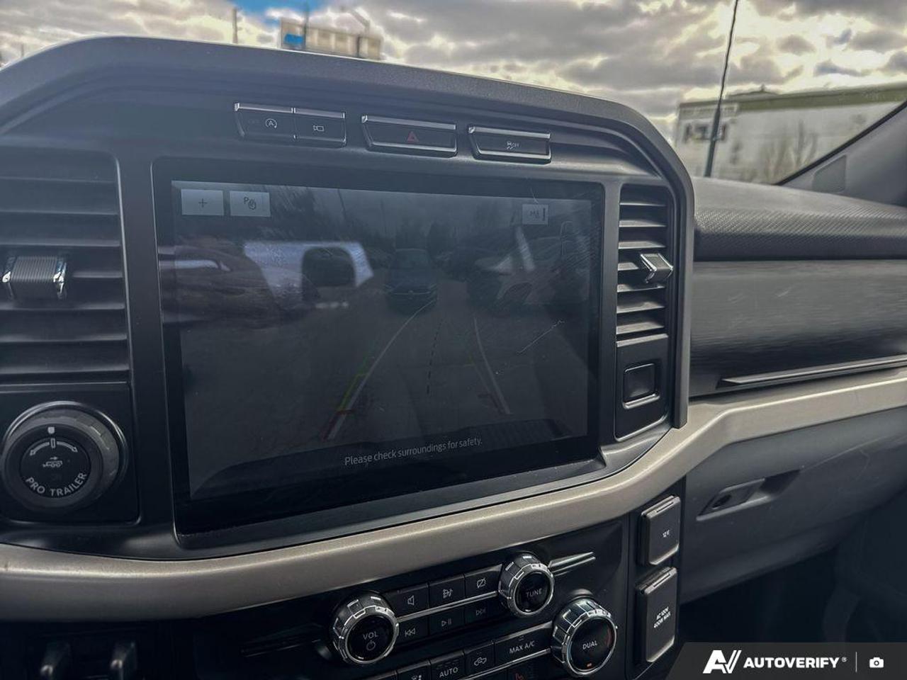 2022 Ford F-150 XLT / XTR / 4WD / CREW CAB / NAV / 3.5 ECO Photo