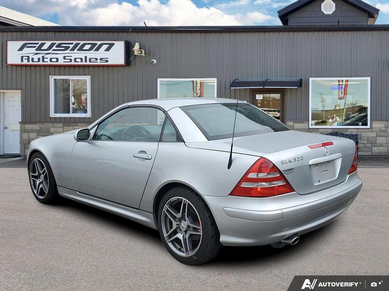 2001 Mercedes-Benz SLK 2dr Roadster 3.2L Auto Photo3