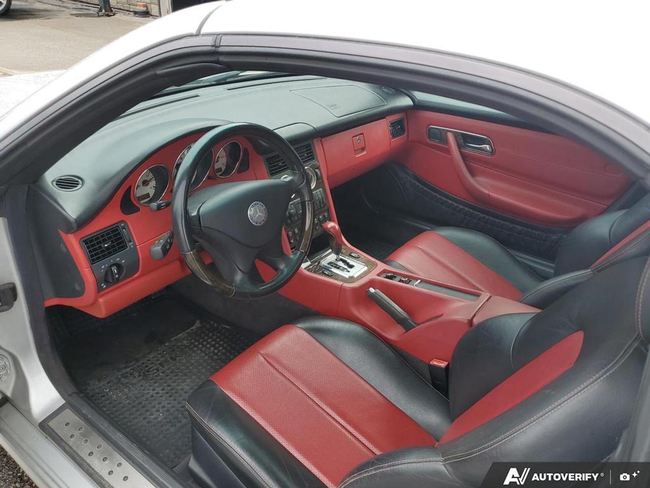 2001 Mercedes-Benz SLK 2dr Roadster 3.2L Auto Photo