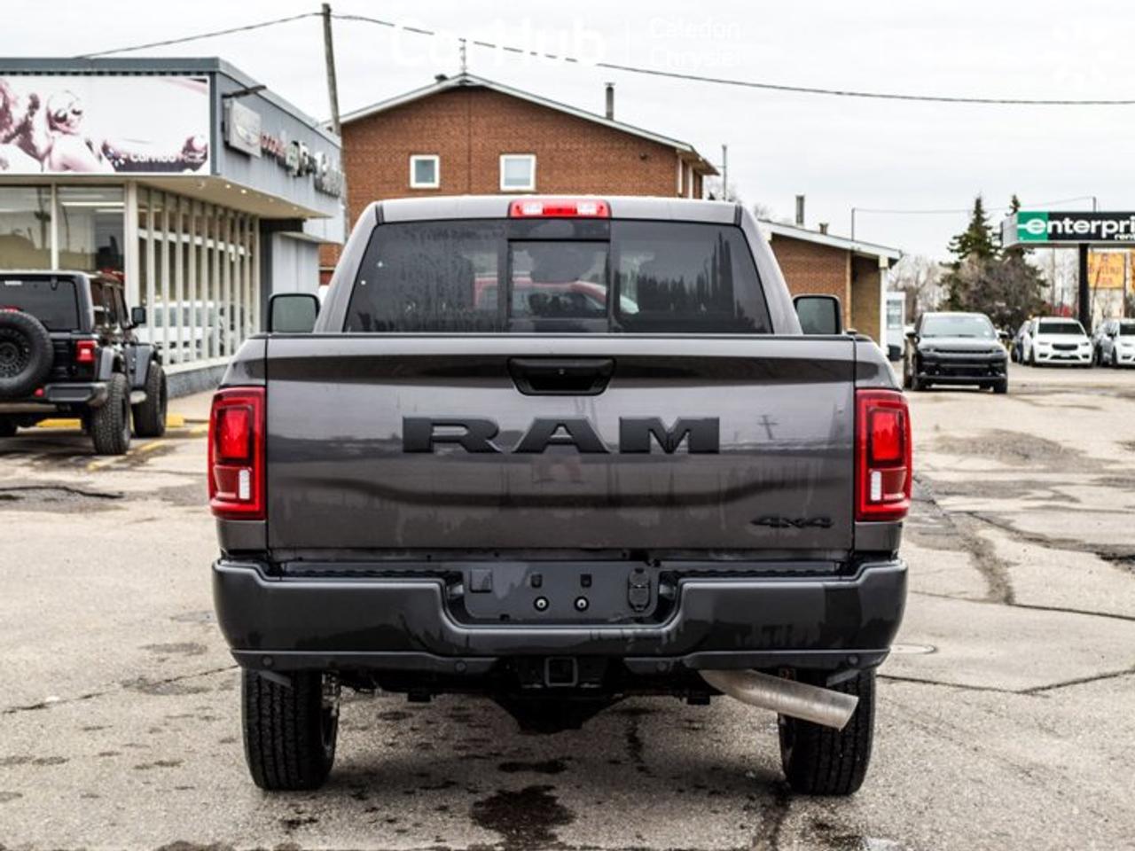 2025 RAM 2500 Tradesman 4x4 Crew Cab 6'4" Box Only 29 KM 12"Display Tradesman Level 1 Equipment Photo