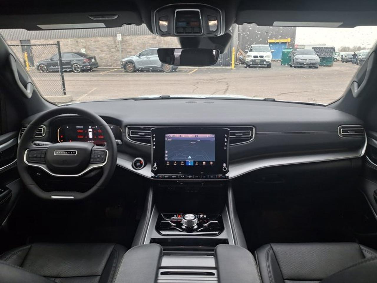 2025 Jeep Wagoneer Series III 4x4 | Leather | Sunroof | Heated Seats + Steering | Cooled Seats | BSM | and More ! Photo