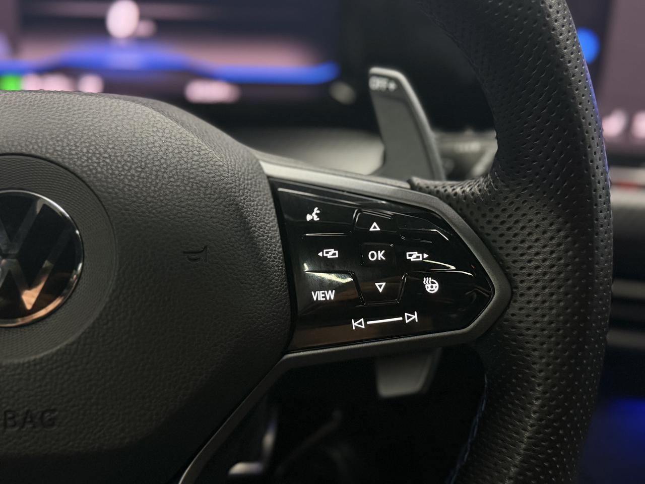 2022 Volkswagen Golf R DSG|NAV|BACKUP|PANO|FCW|ACC|BSM|HK SOUND| Photo