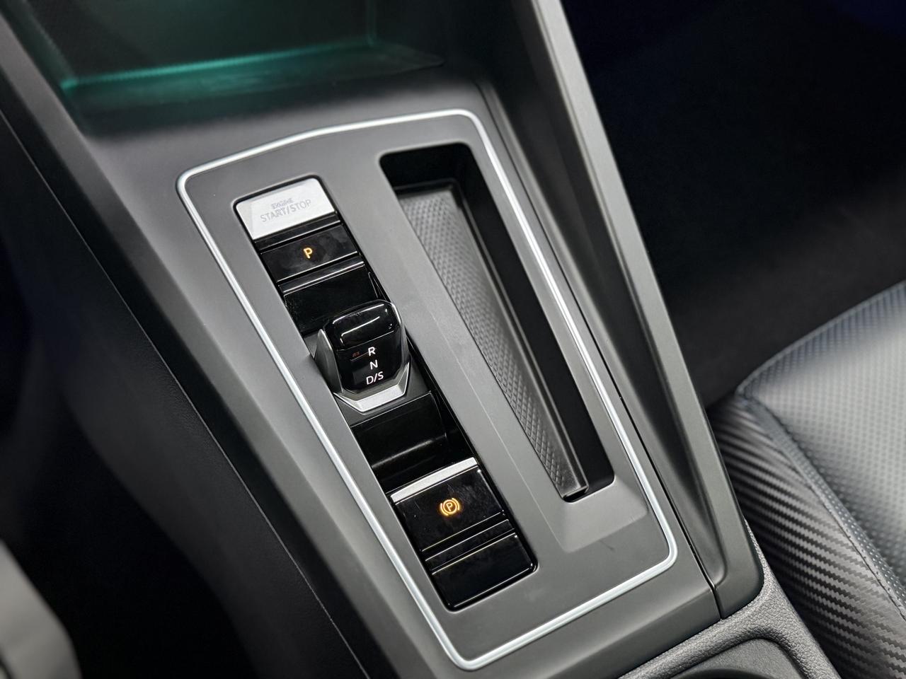 2022 Volkswagen Golf R DSG|NAV|BACKUP|PANO|FCW|ACC|BSM|HK SOUND| Photo