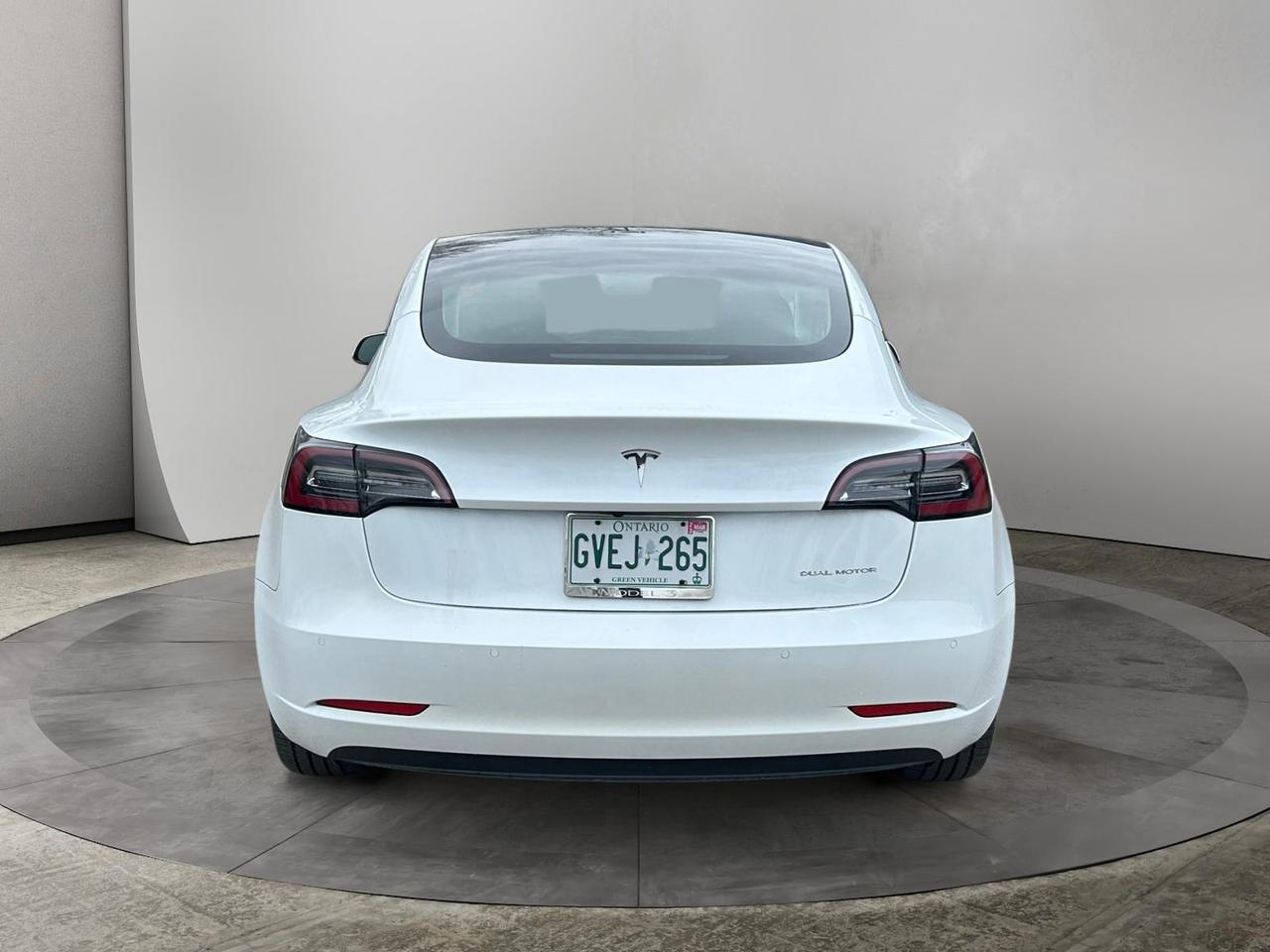 2022 Tesla Model 3 LONG RANGE Photo