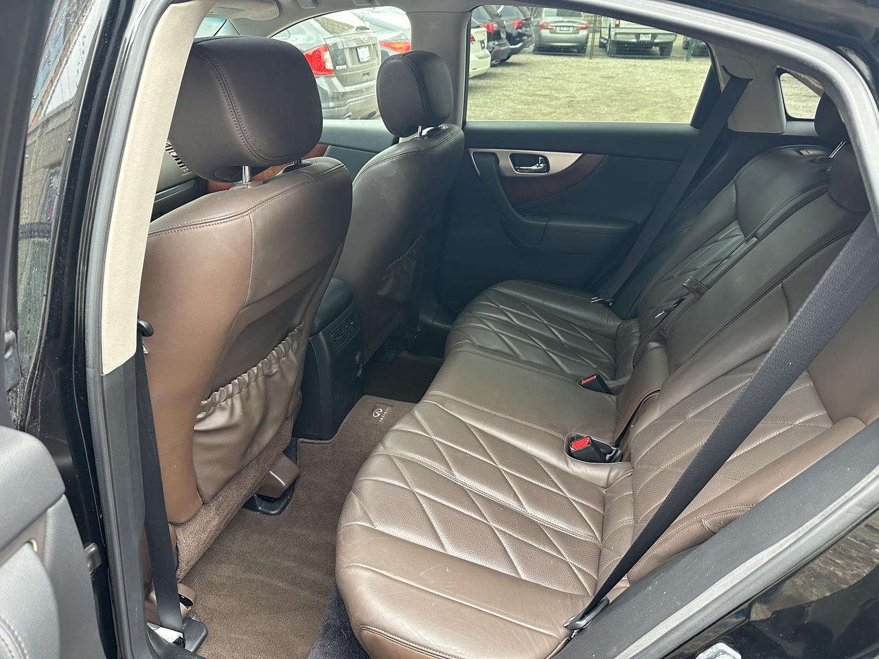 2011 Infiniti FX35 Deluxe Touring Package Photo