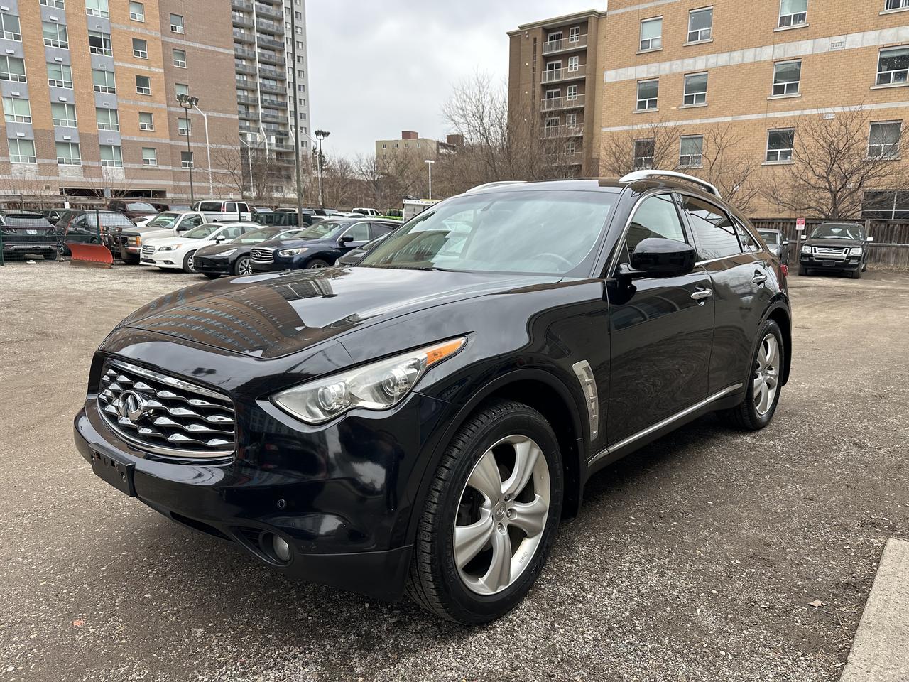 2011 Infiniti FX35 Deluxe Touring Package Photo