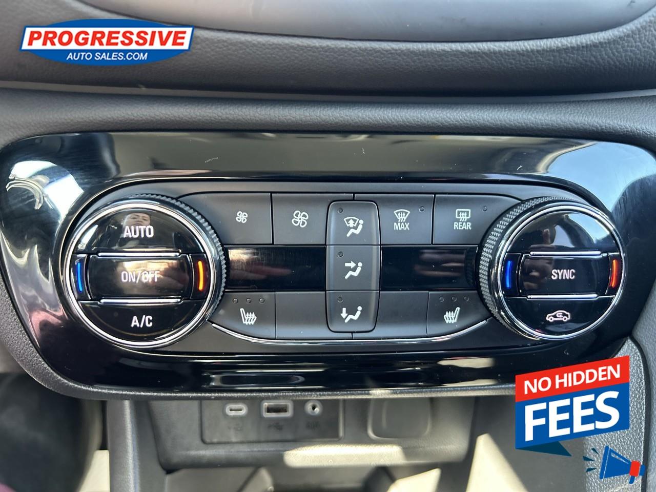 2023 Buick Encore GX Essence Photo
