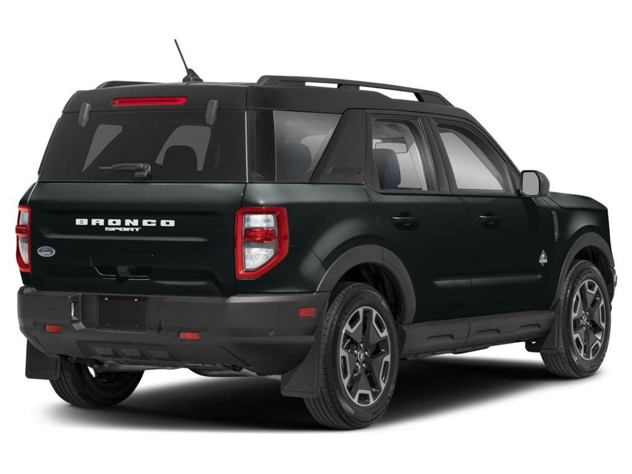 2024 Ford Bronco Sport Outer Banks Photo2