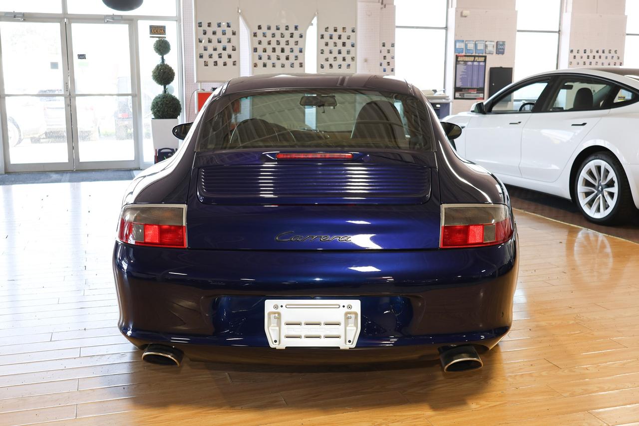 2002 Porsche 911 CARRERA AUTO Photo