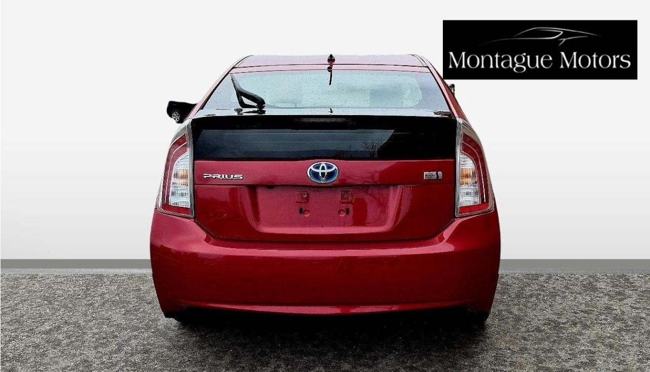 2015 Toyota Prius 5DR HB Photo