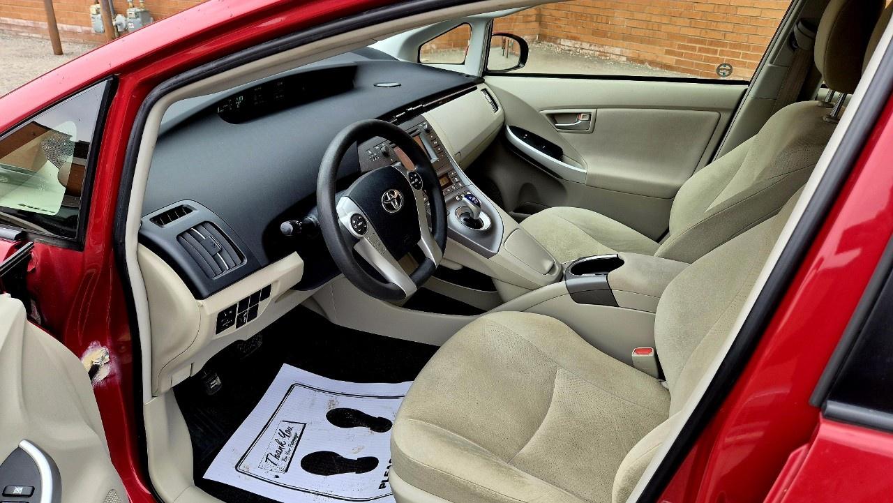 2015 Toyota Prius 5DR HB Photo