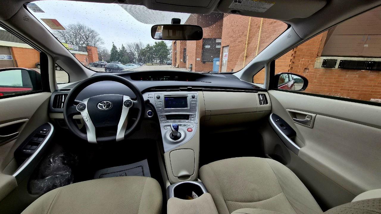 2015 Toyota Prius 5DR HB Photo