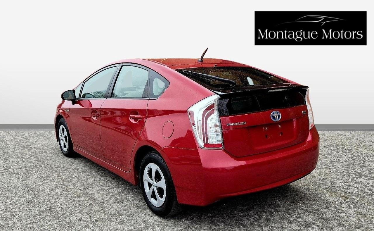 2015 Toyota Prius 5DR HB Photo