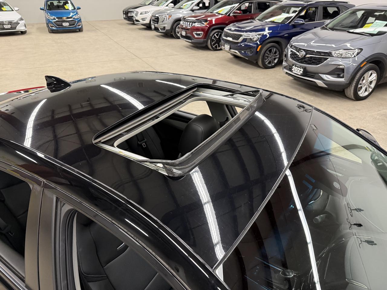 2016 Cadillac ATS Luxury Collection AWD Photo