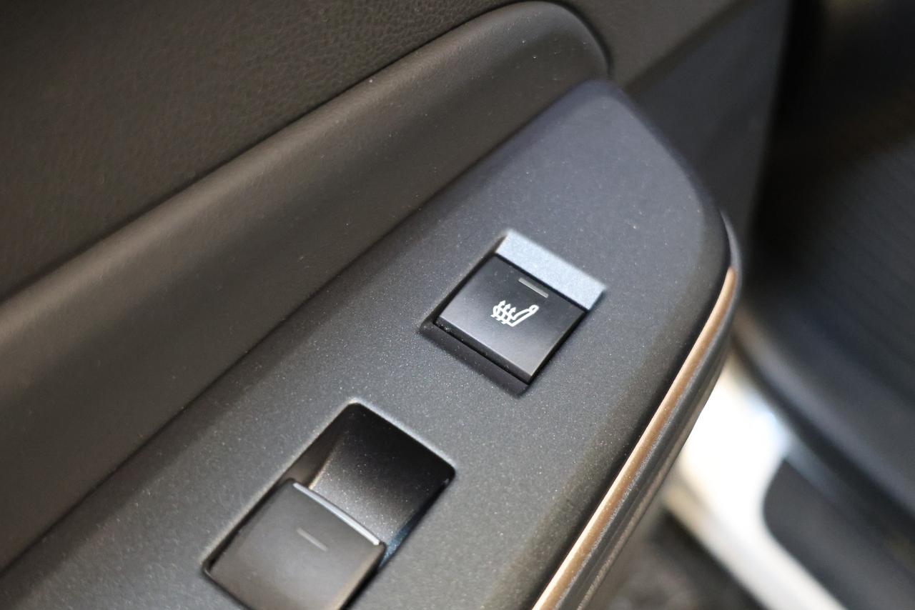 2023 Toyota Crown LIMITED AWD HYBRID - PANO|NAVI|CAMERA|BLINDSPOT Photo