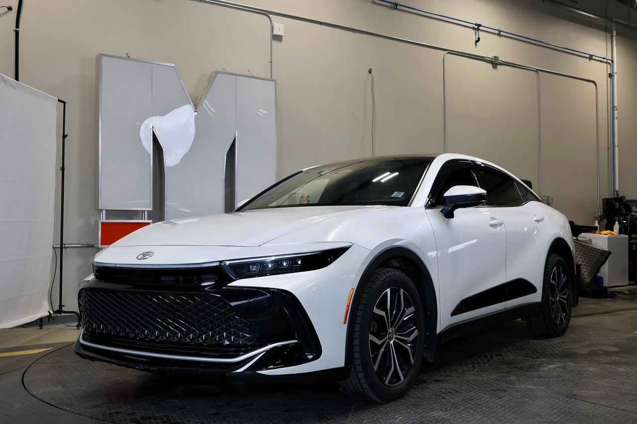 2023 Toyota Crown LIMITED AWD HYBRID - PANO|NAVI|CAMERA|BLINDSPOT Photo