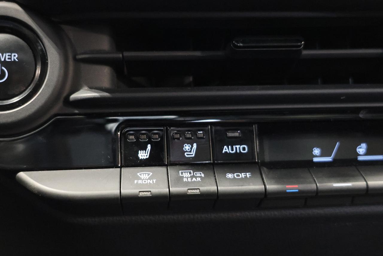 2023 Toyota Crown LIMITED AWD HYBRID - PANO|NAVI|CAMERA|BLINDSPOT Photo