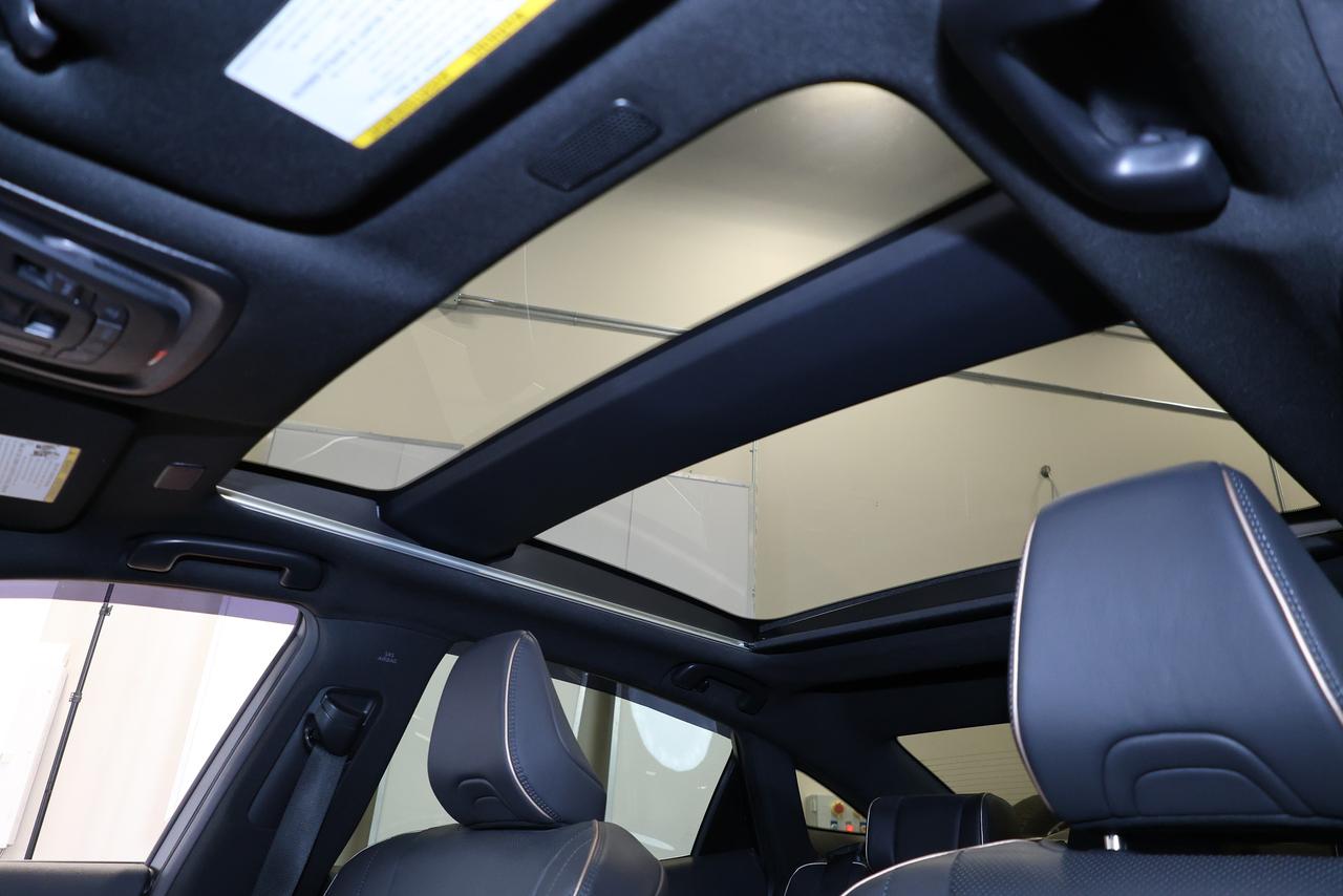 2023 Toyota Crown LIMITED AWD HYBRID - PANO|NAVI|CAMERA|BLINDSPOT Photo