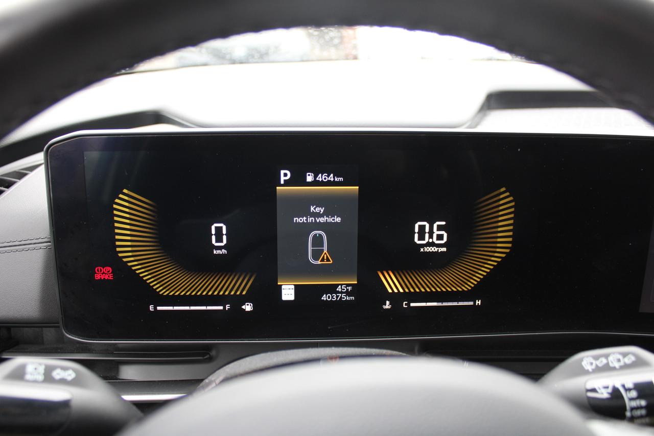 2025 Kia Carnival LX Photo