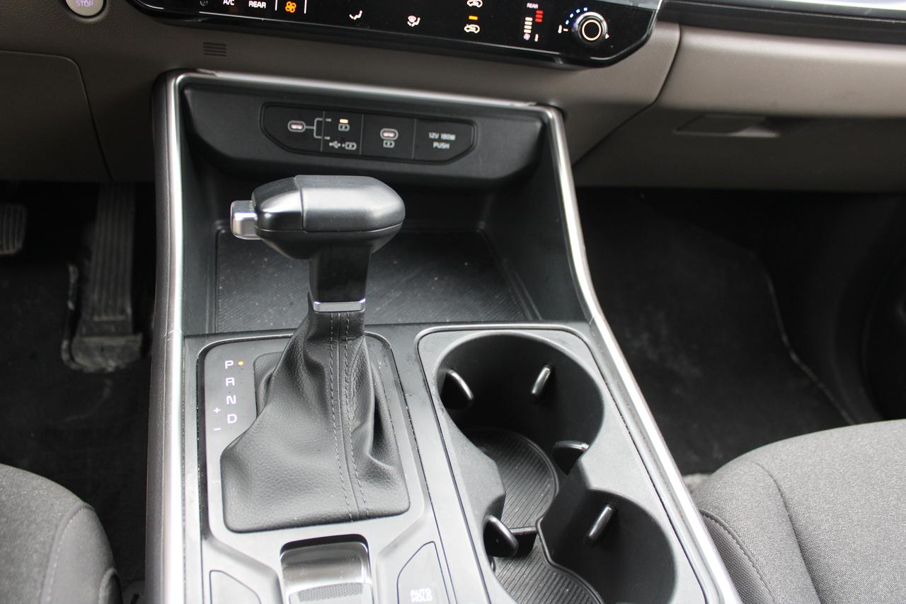 2025 Kia Carnival LX Photo