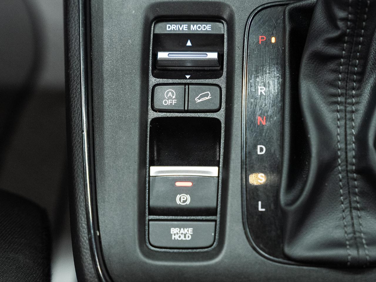 2023 Honda CR-V SPORT-B | AWD | Sunroof | Heated Seats | CarPlay Photo
