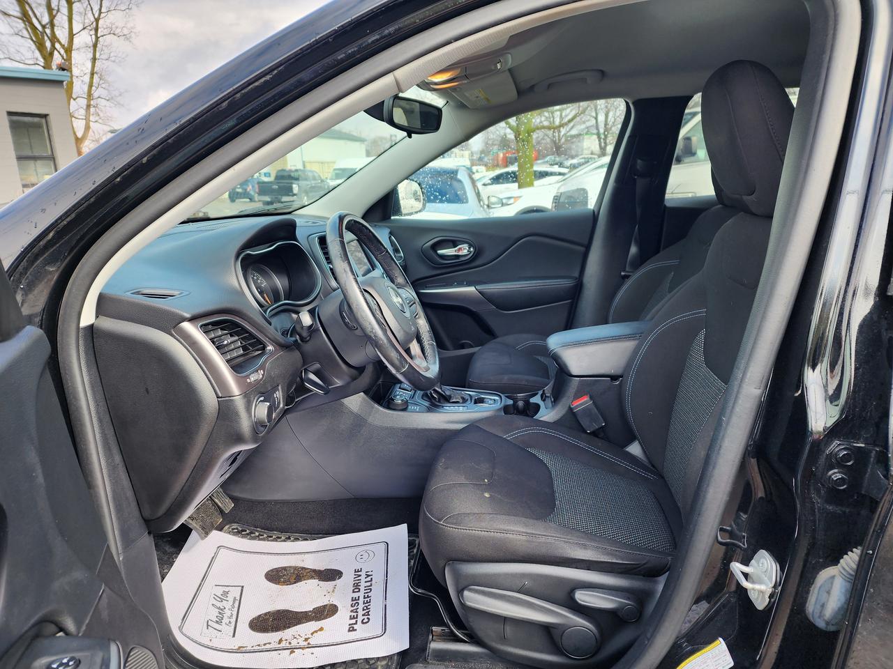 2021 Jeep Cherokee Sport l 64K KM | Clean Carfax | Fully Serviced 🔥 Photo
