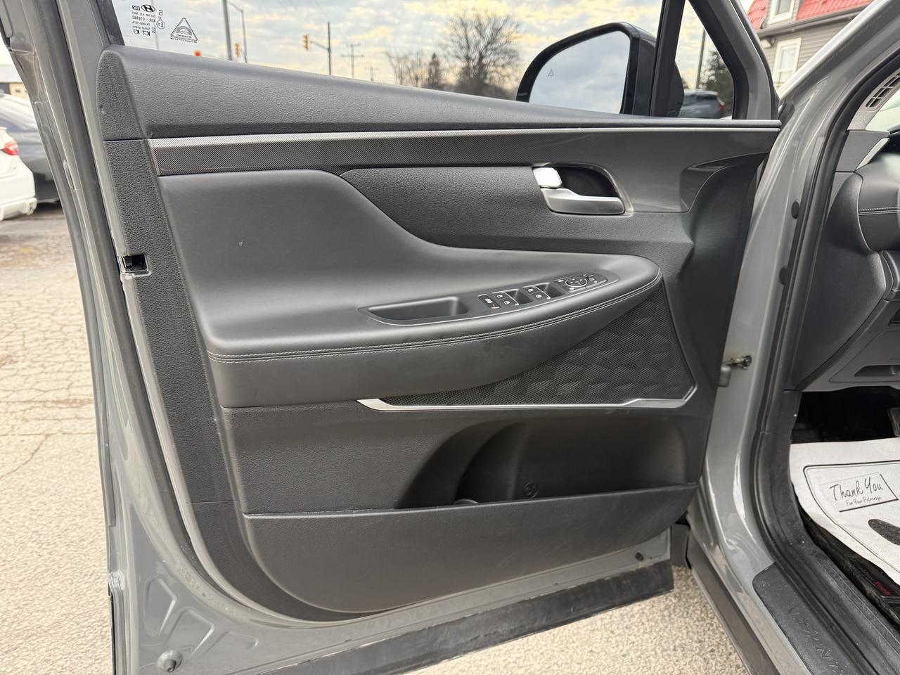 2021 Hyundai Santa Fe Preferred w/Trend pkg.  LEATHER LOADED Photo