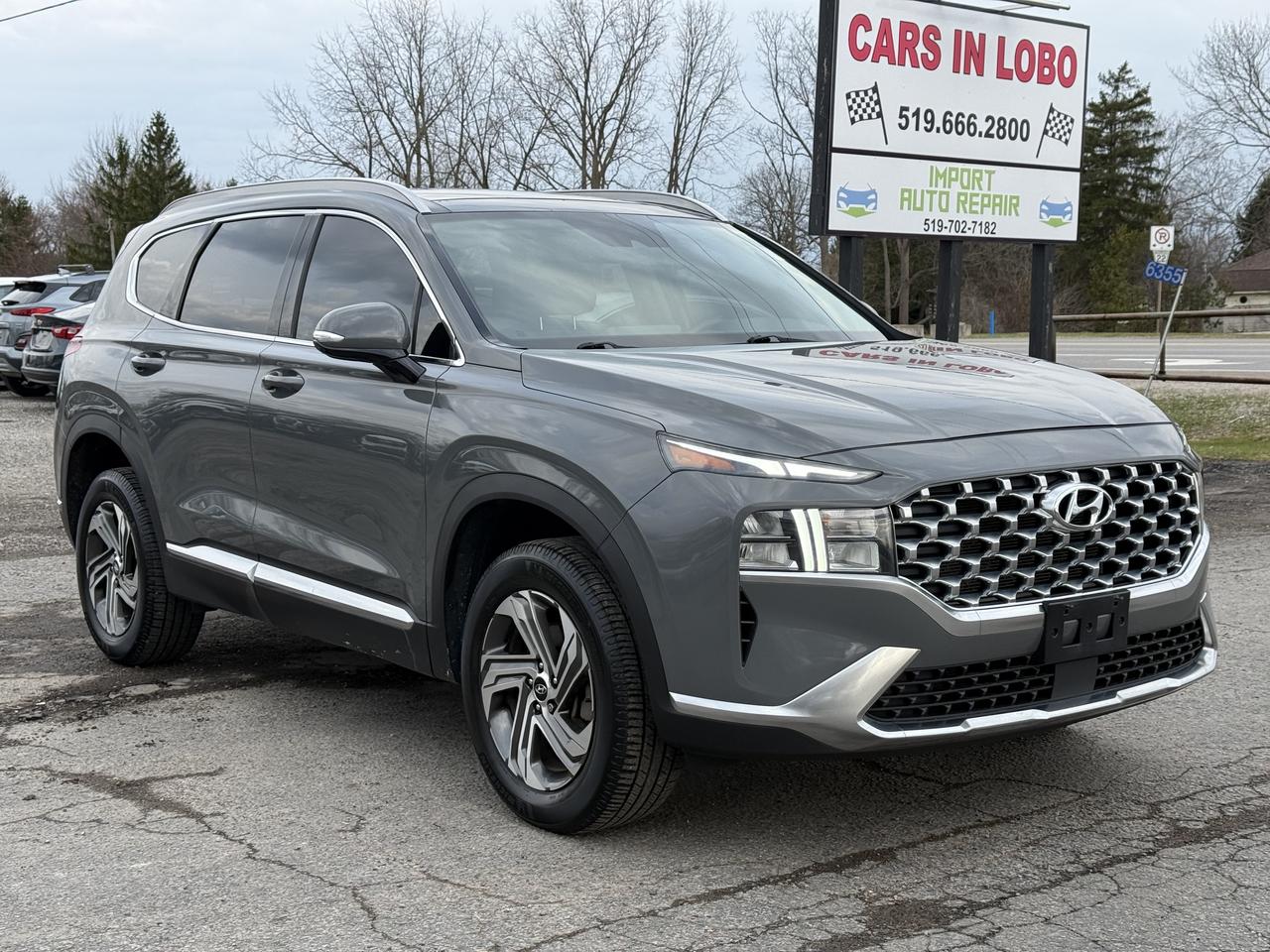 2021 Hyundai Santa Fe Preferred w/Trend pkg.  LEATHER LOADED Photo0