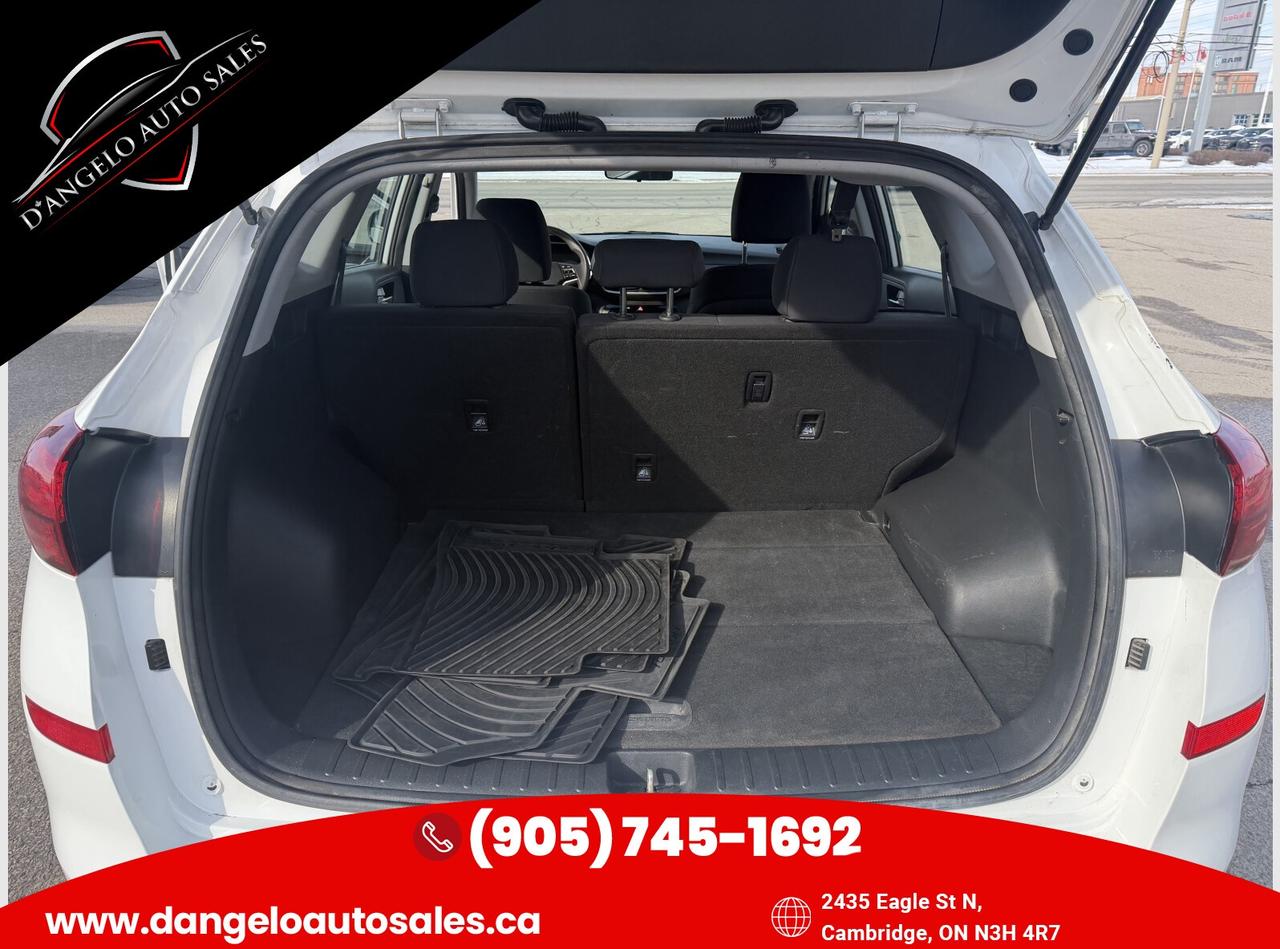 2019 Hyundai Tucson SE Photo