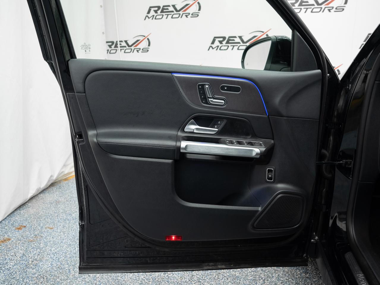 2023 Mercedes-Benz GLB-Class GLB 250 | Certified | CarPlay | Ambient Lighting Photo