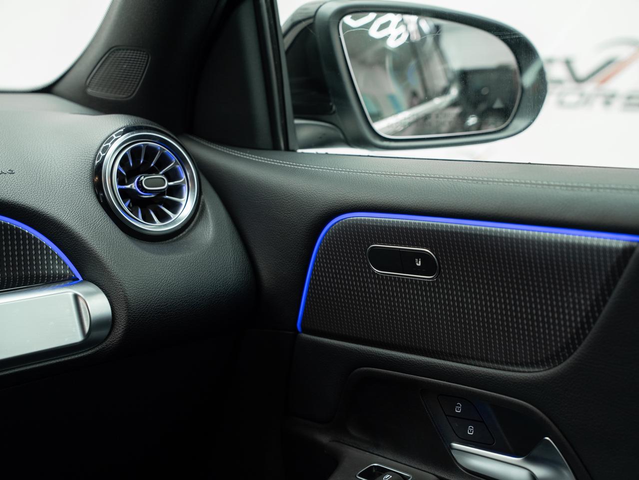 2023 Mercedes-Benz GLB-Class GLB 250 | Certified | CarPlay | Ambient Lighting Photo