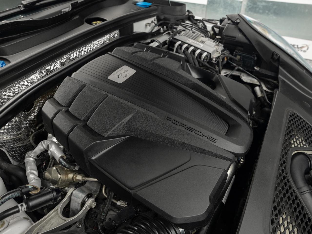 2024 Porsche Macan GTS | Certified | Prem Pkg Plus | Red Interior Photo4