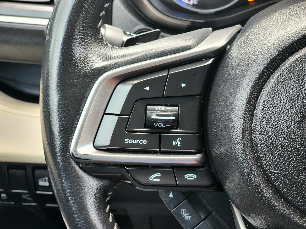 2019 Subaru ASCENT Limited AWD | No Accidents! Photo